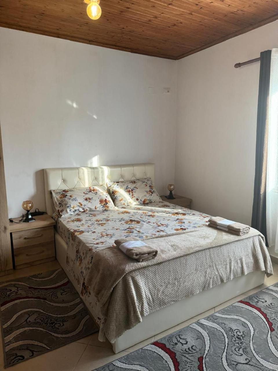 Villa Zefi Rrenc Shkodër Extérieur photo